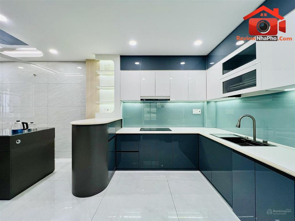 Review nhà phố Hương Lộ 2 Bình Trị Đông A Quận Bình Tân TP.HCM giá 7.4 tỷ