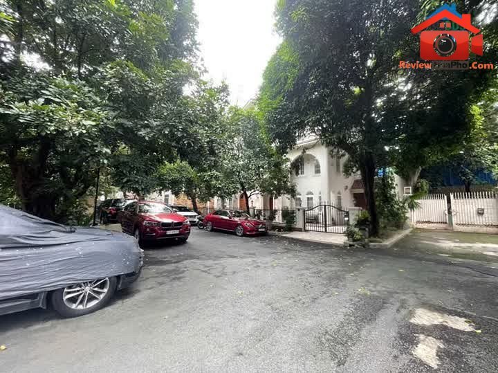 Review nhà phố Tân Bình – Biệt thự khu VIP s… – Bán nhà mặt phố Quận Tân Bình – TP Hồ Chí Minh giá BÁN Trên 80 tỷ