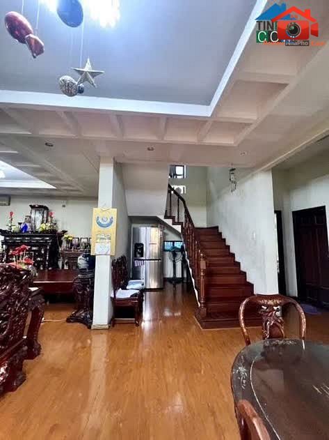 Review nhà phố Tân Bình – Biệt thự khu VIP s… – Bán nhà mặt phố Quận Tân Bình – TP Hồ Chí Minh giá BÁN Trên 80 tỷ