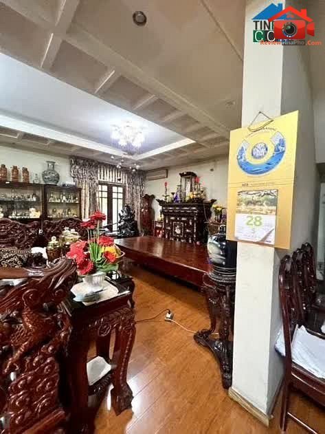 Review nhà phố Tân Bình – Biệt thự khu VIP s… – Bán nhà mặt phố Quận Tân Bình – TP Hồ Chí Minh giá BÁN Trên 80 tỷ