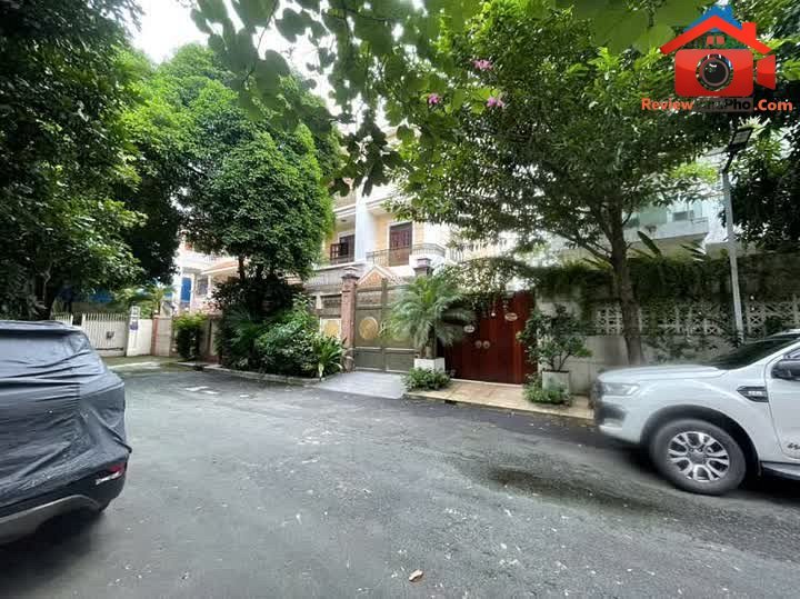 Review nhà phố Tân Bình – Biệt thự khu VIP s… – Bán nhà mặt phố Quận Tân Bình – TP Hồ Chí Minh giá BÁN Trên 80 tỷ
