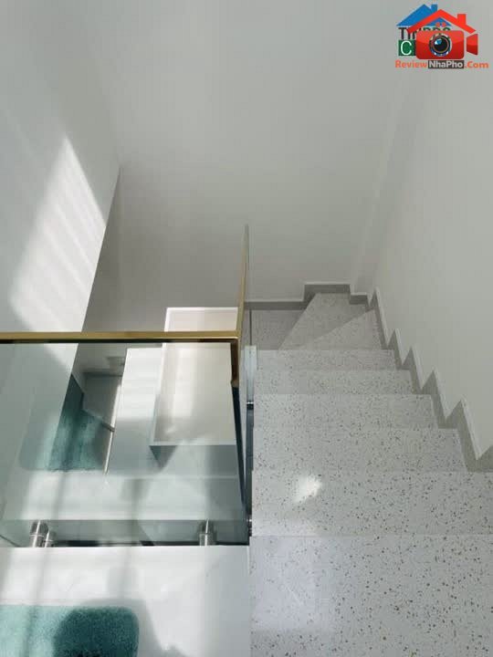 Review nhà phố Quận Tân Bình giá 3.4 tỷ với diện tích 24m²