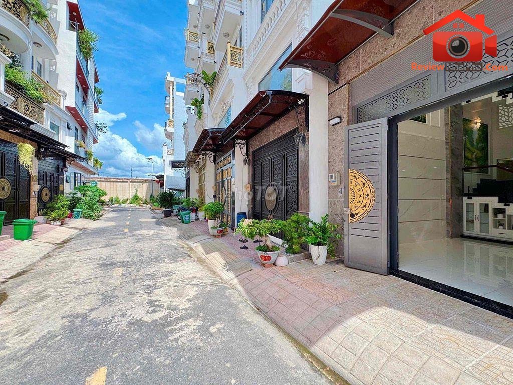 Review nhà phố 5 phòng ngủ ở Quận Bình Tân TP.HCM giá 5.7 tỷ
