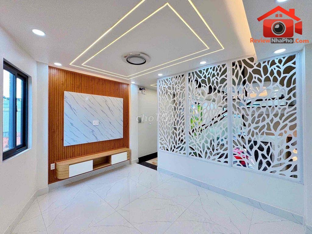 Review nhà phố 5 phòng ngủ ở Quận Bình Tân TP.HCM giá 5.7 tỷ