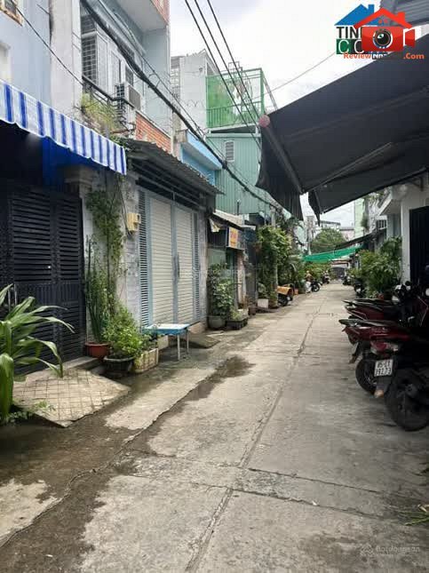 Review nhà phố Tân Kỳ Tân Quý Quận Tân Phú TP.HCM giá 6 tỷ diện tích 80m²