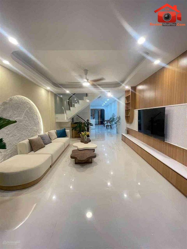 Review nhà phố Quận Tân Phú TP.HCM giá 5.8 tỷ diện tích 64m2