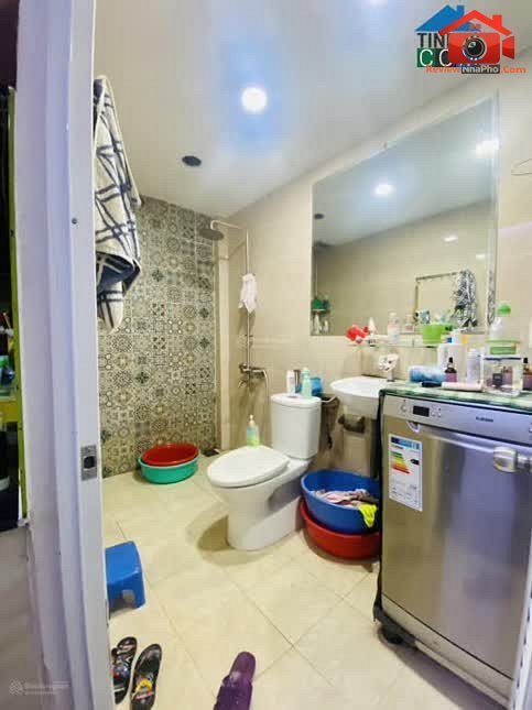 Bán nhà hẻm xe tải Lê Đình Thám quận Tân Phú, 6.3 tỷ, 63 m²