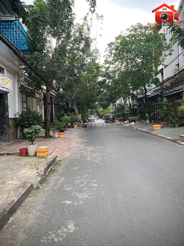 Review nhà phố Quận Tân Phú, TP.HCM – Nhà mặt tiền B2 giá 10.5 tỷ