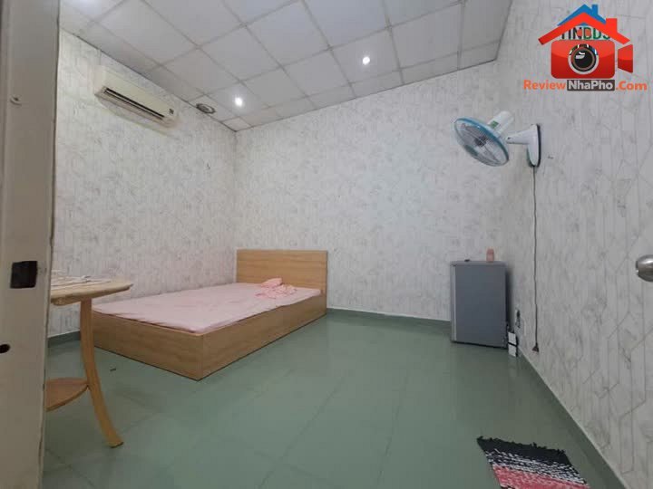 Bán nhà 2 tầng mặt tiền 76m2 đường Trần Văn Cẩn quận Tân Phú