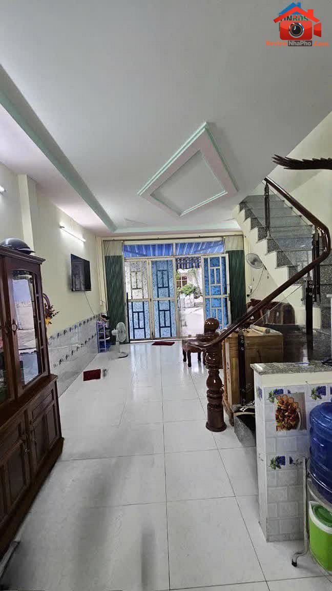 Review nhà phố TP.HCM – Bán nhà riêng 2PN Hẻ… – Bán nhà mặt phố Quận Bình Tân – TP Hồ Chí Minh giá BÁN 3 – 5 tỷ