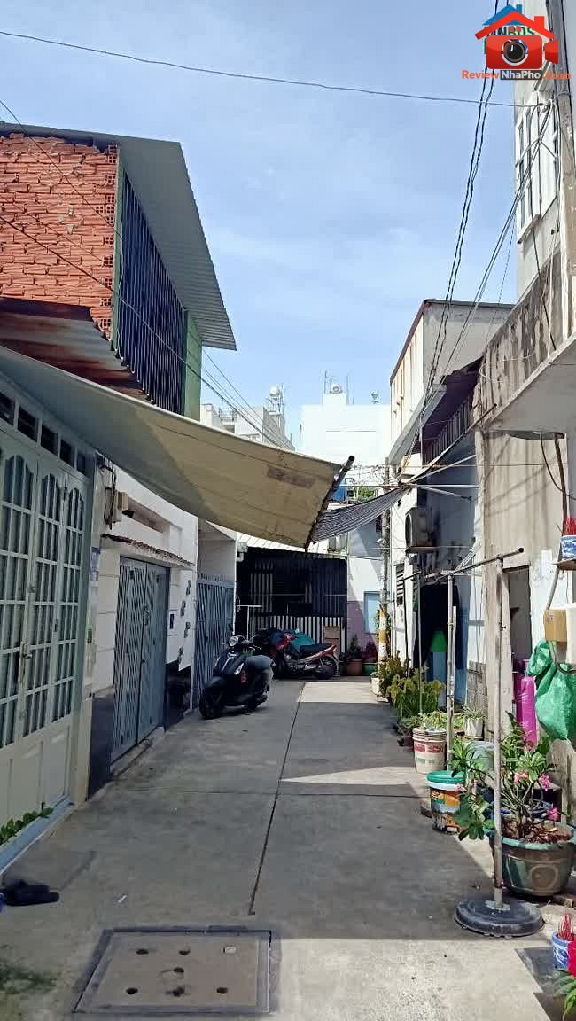 Review nhà phố Tân Phú Hồ Chí Minh, 2 phòng ngủ, g… – Bán nhà mặt phố Quận Tân Phú – TP Hồ Chí Minh giá BÁN 5 – 7 tỷ