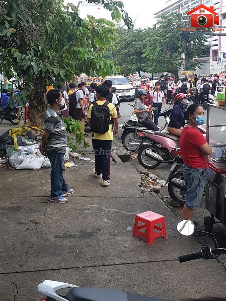 Review mặt bằng kinh doanh Quận Tân Phú TP.HCM gần trường học