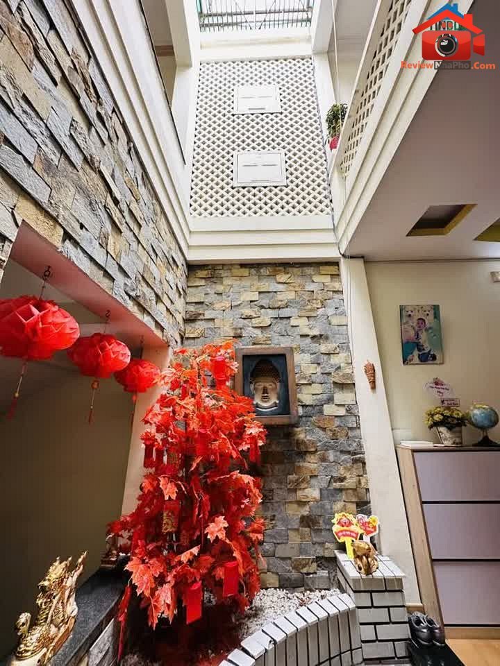 Review nhà phố Tân Bình 1 trệt 1 lầu chỉ 14.7 tỷ… – Bán nhà mặt phố Quận Tân Bình – TP Hồ Chí Minh giá 10 – 20 tỷ