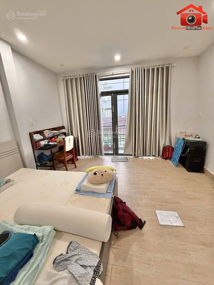 Review nhà phố Quận Tân Phú TP.HCM 4 tầng mới đẹp giá 4.9 tỷ