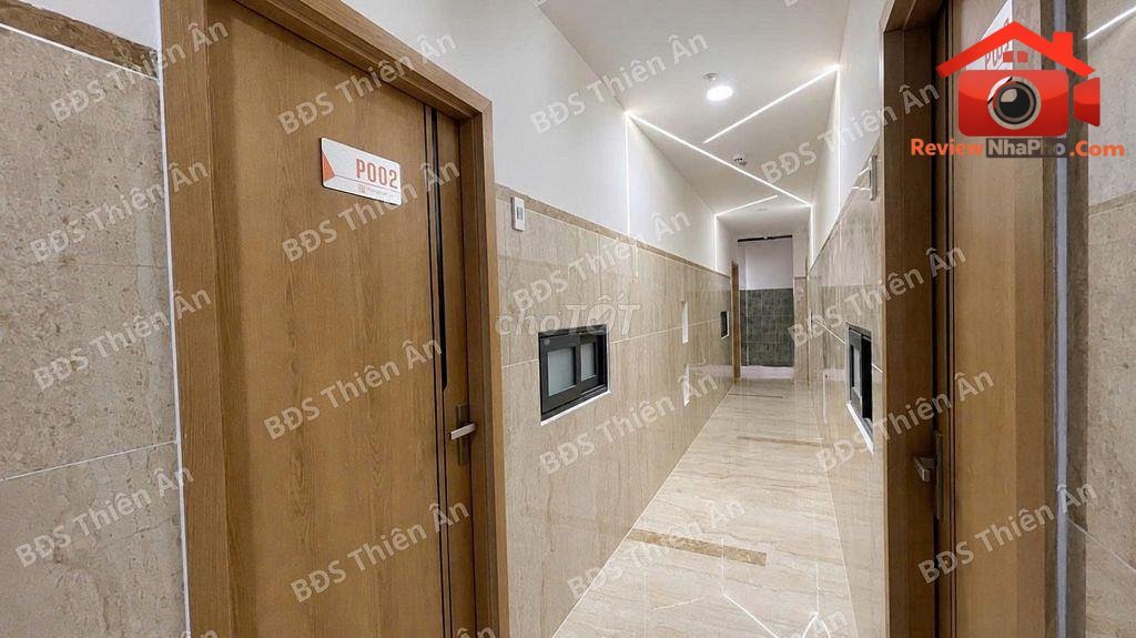 Review nhà phố Quận Bình Tân TP.HCM, 227m2 full nội thất, giá 27.8 tỷ