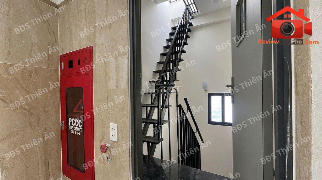 Review nhà phố Quận Bình Tân TP.HCM, 227m2 full nội thất, giá 27.8 tỷ