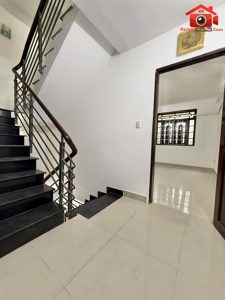 Review nhà phố Tân Phú 4 tầng gần Big C Trường Chi… – Bán nhà mặt phố Quận Tân Phú – TP Hồ Chí Minh giá BÁN 5 – 7 tỷ