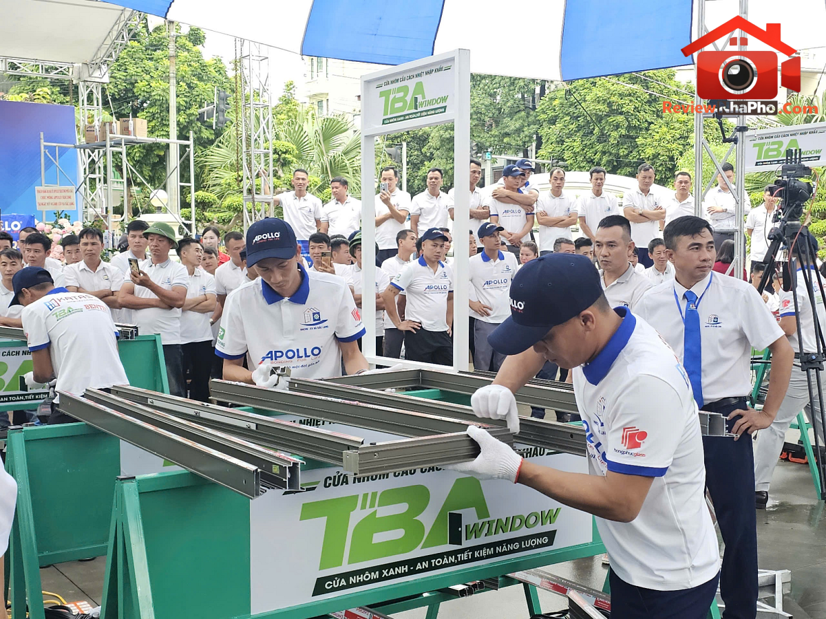 Đa dạng sản phẩm tại hội thi tay nghề ngành cửa- Ảnh 4.