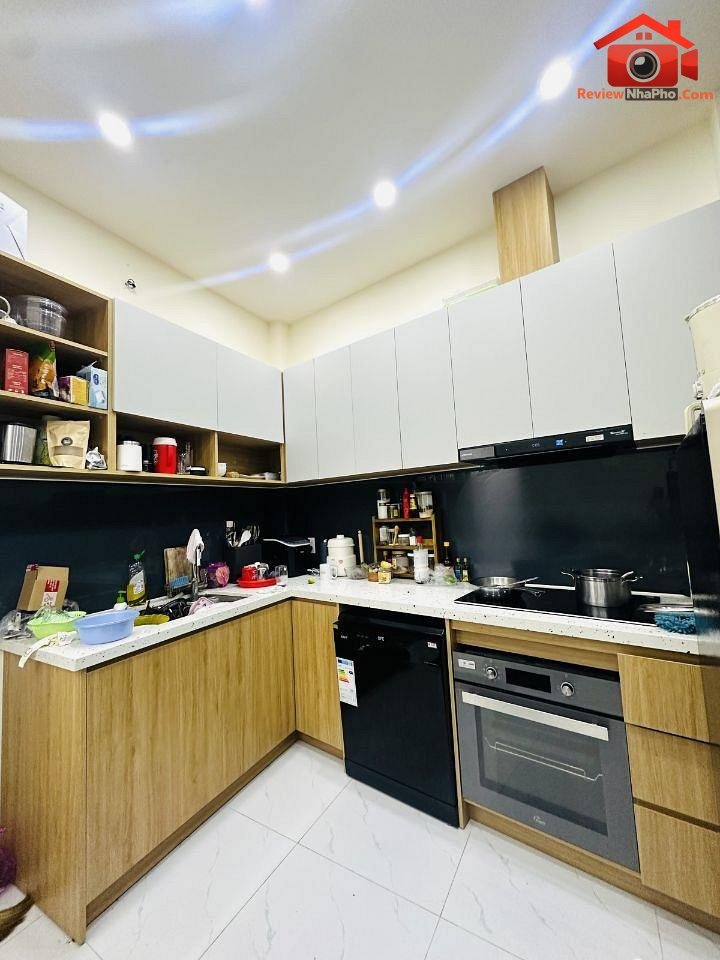 Review nhà phố Tân Phú TP.HCM giá 4.95 tỷ diện tíc… – Bán nhà mặt phố Quận Tân Phú – TP Hồ Chí Minh giá BÁN 3 – 5 tỷ