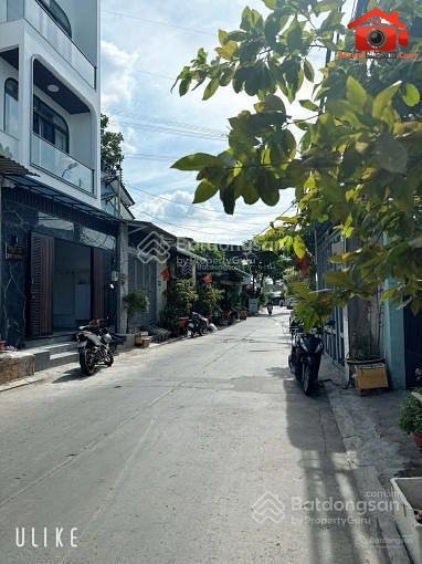 Review nhà phố hiện đại 3 tầng quận Bình Tân, TP.HCM giá 5.5 tỷ