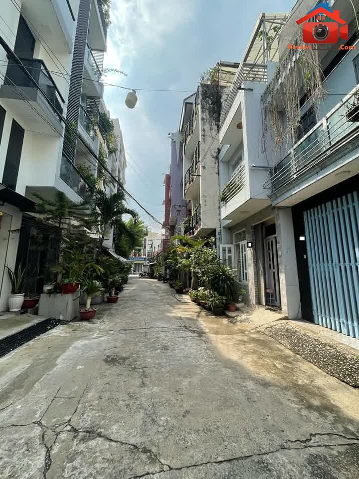 Review nhà phố tại Đường Độc Lập, Quận Tân Phú, TP.HCM – Giá 3.8 tỷ