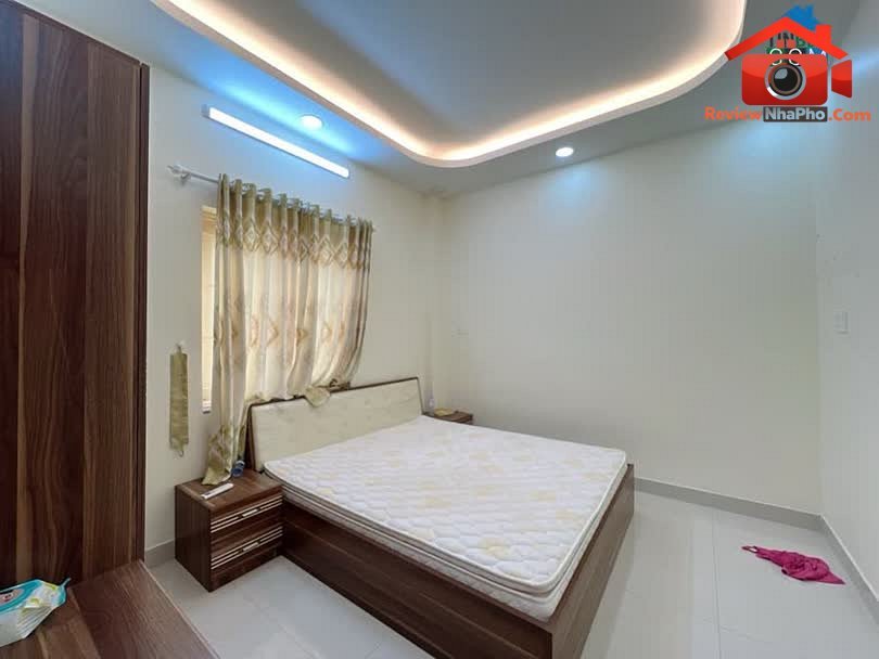 Review nhà phố mặt tiền Dương Khuê Quận Tân Phú TP.HCM – 235m2 giá 33 tỷ