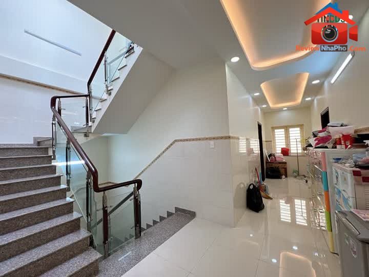 Review nhà phố mặt tiền Dương Khuê Quận Tân Phú TP.HCM – 235m2 giá 33 tỷ