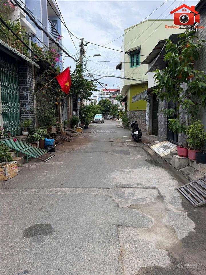Review nhà phố đường Âu Cơ, Phường 10, Quận Tân Bình, TP.HCM giá 5.65 tỷ