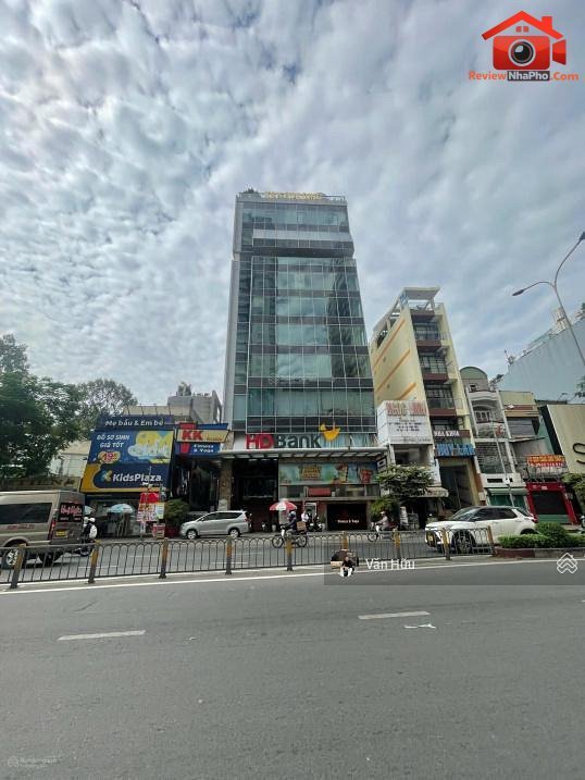 Review nhà phố Cộng Hòa Quận Tân Bình TP.HCM – 300m2 giá 60 tỷ
