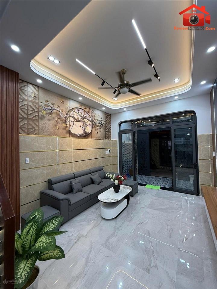 Review nhà phố Đô Đốc Long Tân Quý Quận Tân Phú TP.HCM giá 7.98 tỷ