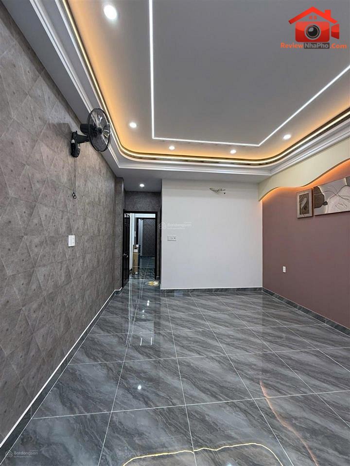 Review nhà phố Đô Đốc Long Tân Quý Quận Tân Phú TP.HCM giá 7.98 tỷ