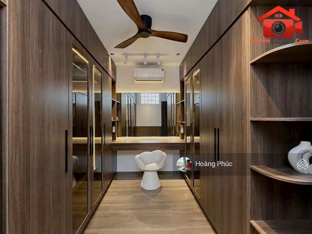 Review nhà phố 5 phòng ngủ hẻm xe tải Thoại Ngọc Hầu Quận Tân Phú TP.HCM giá 7 tỷ
