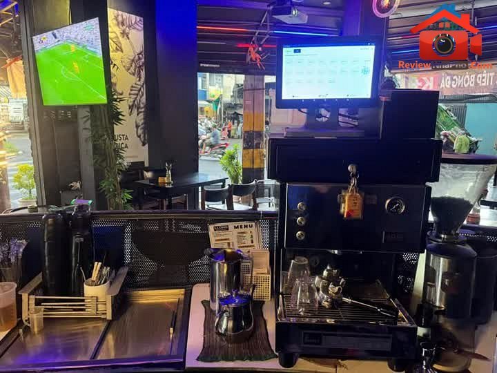 Sang quán cafe 2 mặt tiền Quận Tân Phú TP.HCM diện tích 65m²