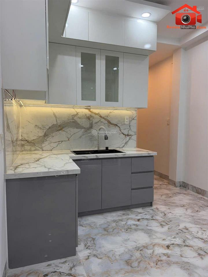 Review nhà phố mới hoàn thiện tại Lạc Long Quân, T… – Bán nhà mặt phố Quận Tân Bình – TP Hồ Chí Minh giá BÁN 5 – 7 tỷ