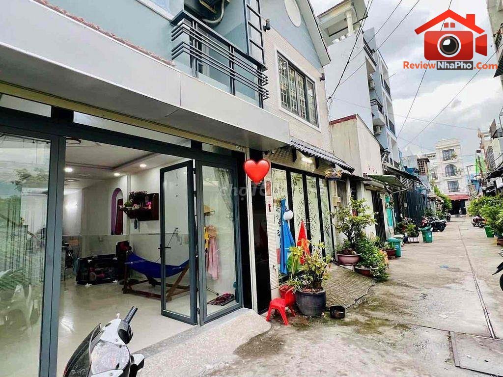 Review nhà phố Hương Lộ 2 Phường Bình Trị Đông Quận Bình Tân TP.HCM giá 4.17 tỷ