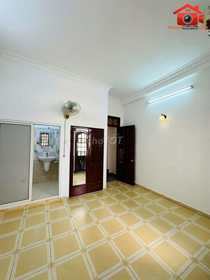 Nhà phố Cộng Hòa, Tân Bình, TP.HCM giá 10.2 tỷ, 4P… – Bán nhà mặt phố Quận Tân Bình – TP Hồ Chí Minh giá 10 – 20 tỷ
