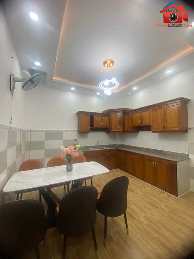 Review nhà phố Tân Bình, 3 tầng 4PN chỉ 4.98 tỷ… – Bán nhà mặt phố Quận Tân Bình – TP Hồ Chí Minh giá BÁN 3 – 5 tỷ