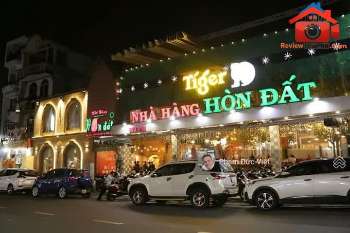 Review nhà phố Tân Sơn Nhì Quận Tân Phú TP.HCM – Nhà mặt phố 3 tầng giá 69 tỷ