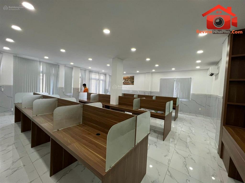 Bán building mặt tiền Trường Sơn, Quận Tân Bình, giá 150 tỷ, diện tích 270m2