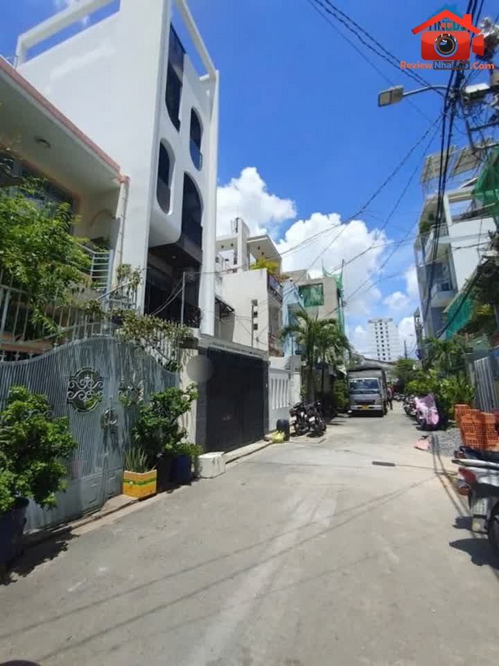 Review nhà phố Tân Phú TP.HCM, gần Đầm Sen, giá 5.8 tỷ, diện tích 70 m²