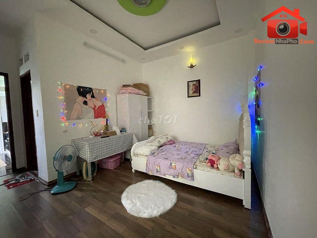 Review nhà phố mặt tiền kinh doanh 420m2 Quận Tân Phú TP.HCM