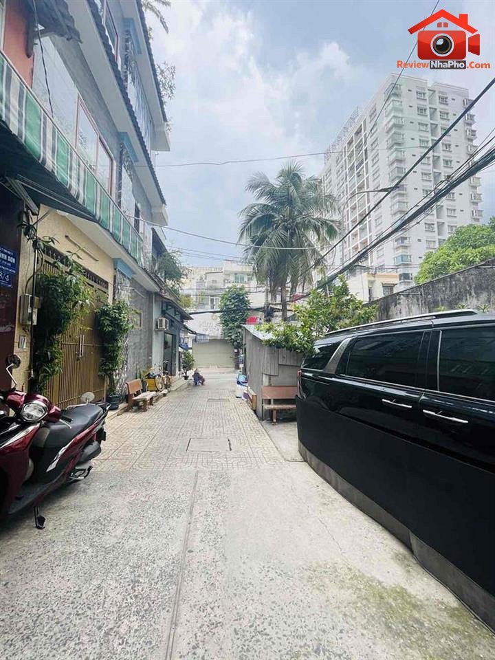 Review nhà phố Trịnh Đình Thảo, Phường Hòa Thạnh, Quận Tân Phú, TP.HCM – 5 phòng ngủ