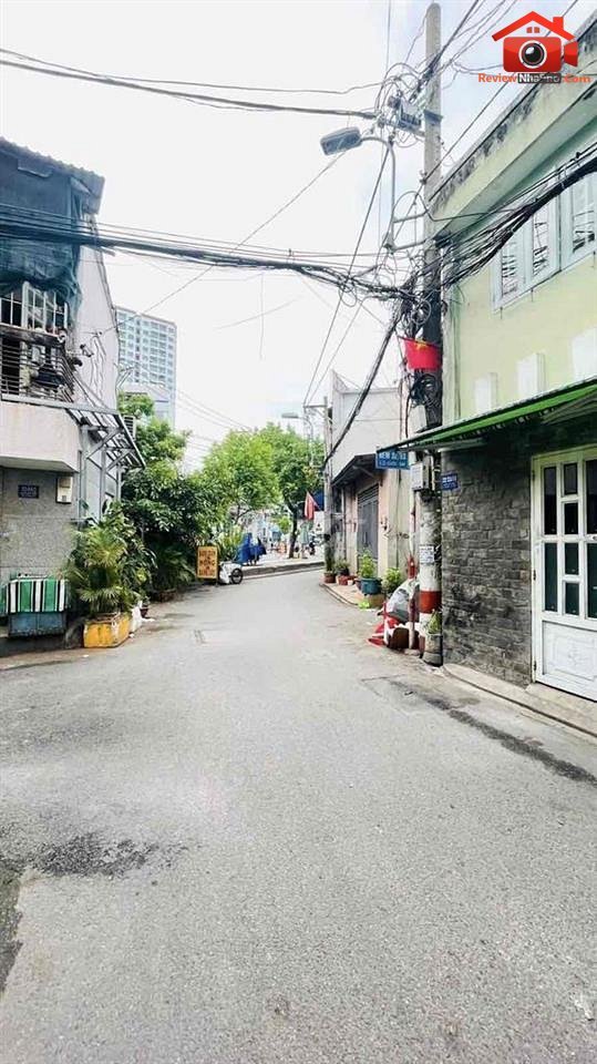 Review nhà phố Quận Tân Phú, TP.HCM – Nhà 1 trệt 2 lầu giá 3.49 tỷ