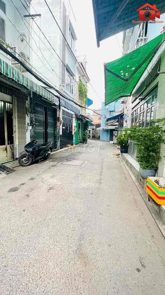Review nhà phố Quận Tân Phú, TP.HCM – Nhà 1 trệt 2 lầu giá 3.49 tỷ