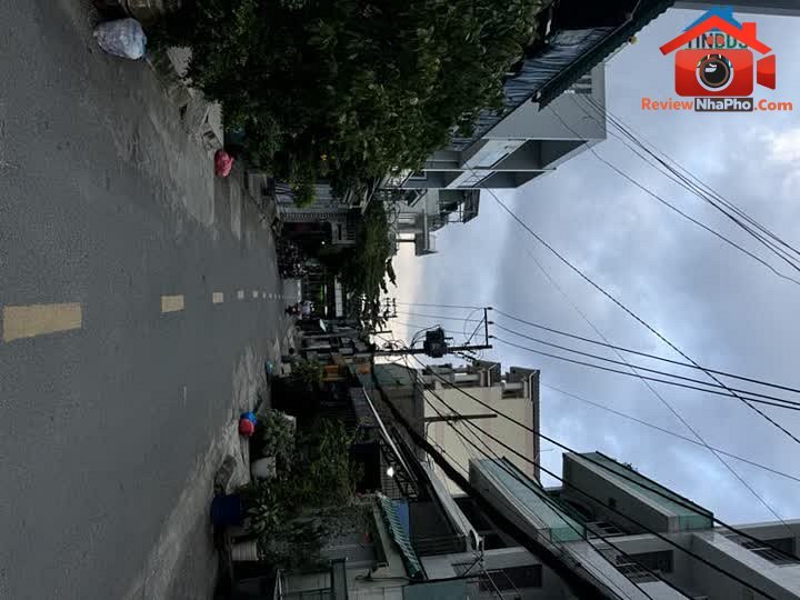 Review nhà phố Tân Phú TP.HCM – Bán nhà Lũy Bán Bích 950m²