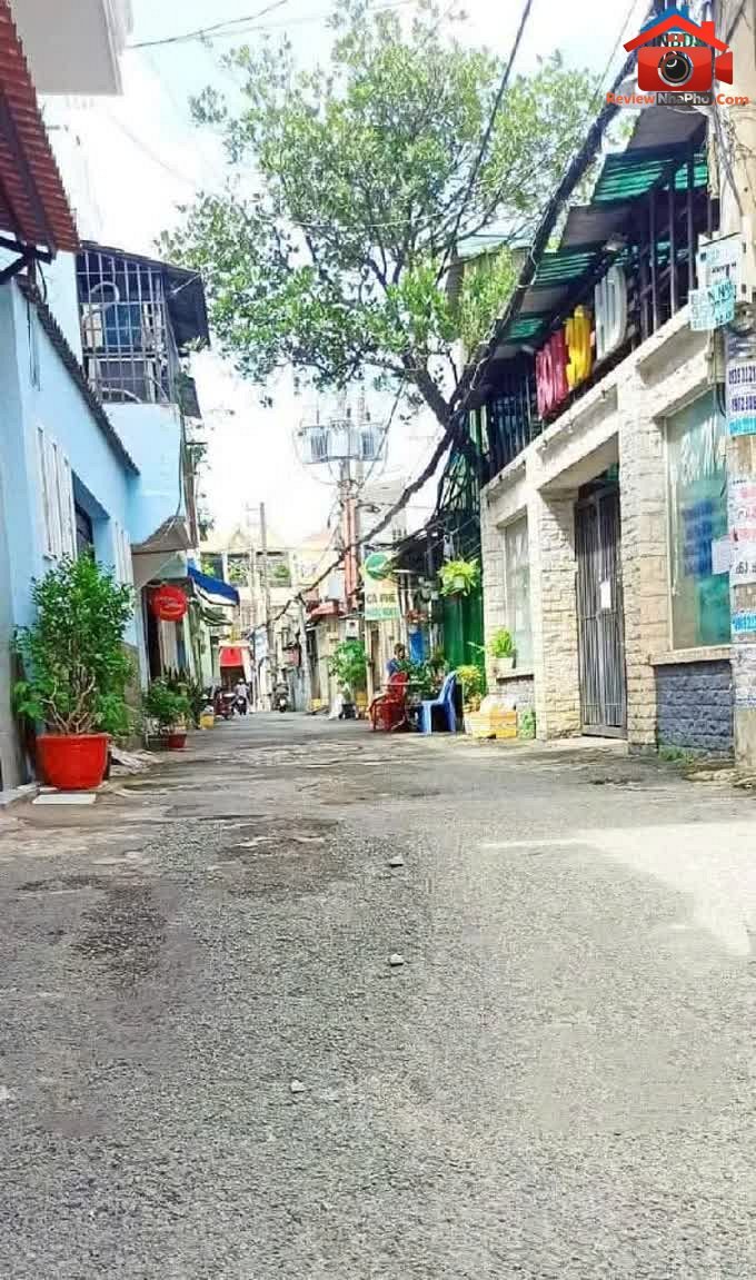 Review nhà phố Tân Phú 60m2 3 tầng giá 5.3 tỷ – Bán nhà mặt phố Quận Tân Phú – TP Hồ Chí Minh giá BÁN 5 – 7 tỷ