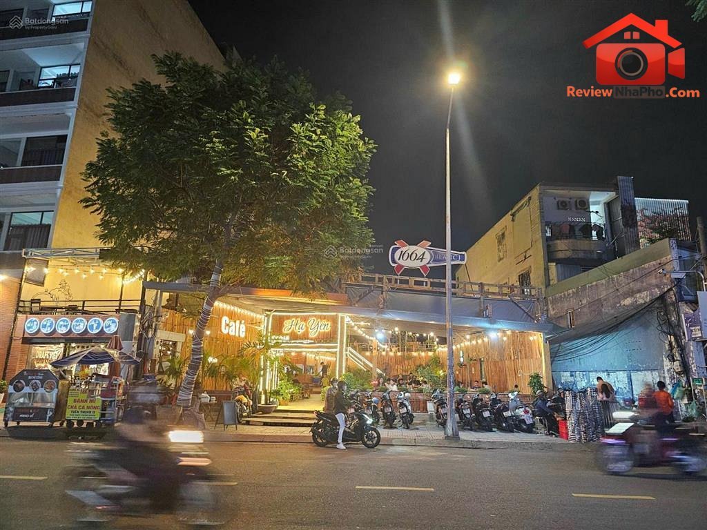 Nhà phố mặt tiền Vườn Lài, Tân Phú giá 39 tỷ, 324m2