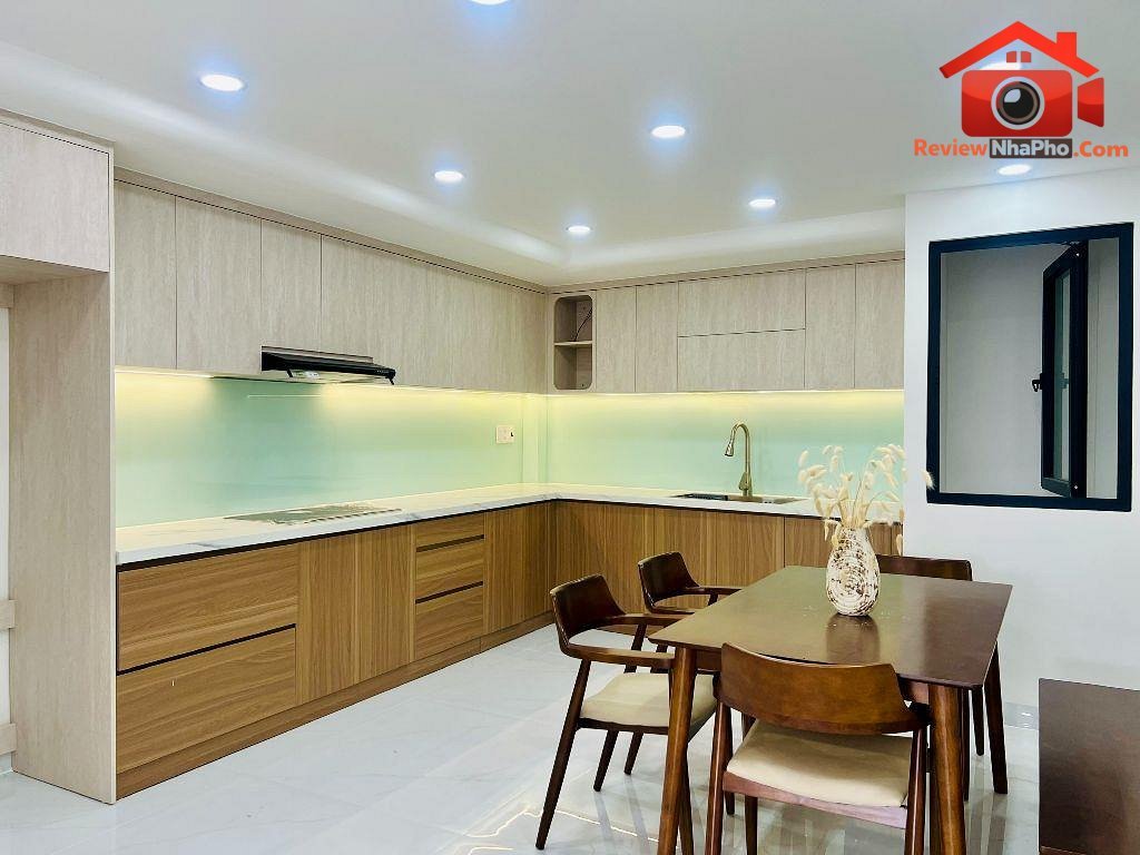 Review nhà phố Quận Bình Tân TP.HCM với giá 11,2 tỷ – 5 tầng sang trọng