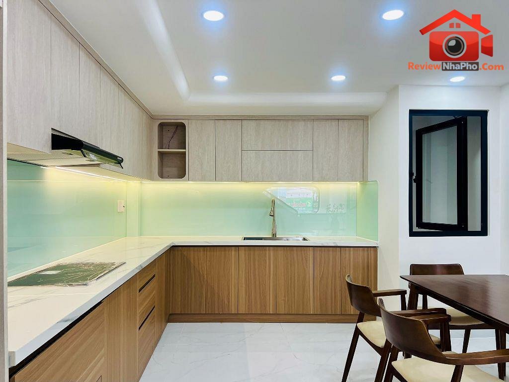 Review nhà phố Quận Bình Tân TP.HCM với giá 11,2 tỷ – 5 tầng sang trọng