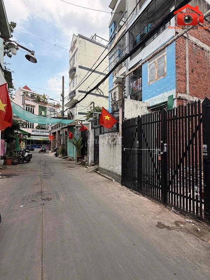 Review nhà phố Tân Phú TP.HCM – Giá 10.2 tỷ – Diện tích 112 m2